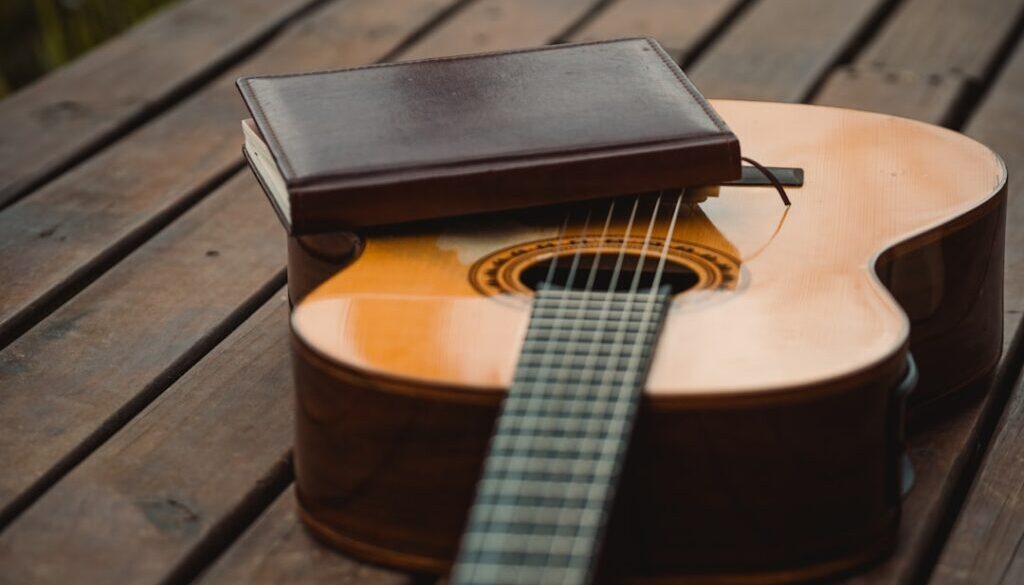 Czym jest polska piosenka folklorystyczna i jak różni się w zależności od regionu